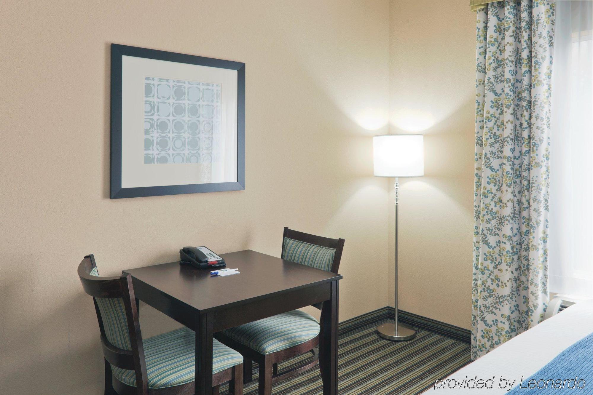 Holiday Inn Express Columbia By Ihg Rum bild